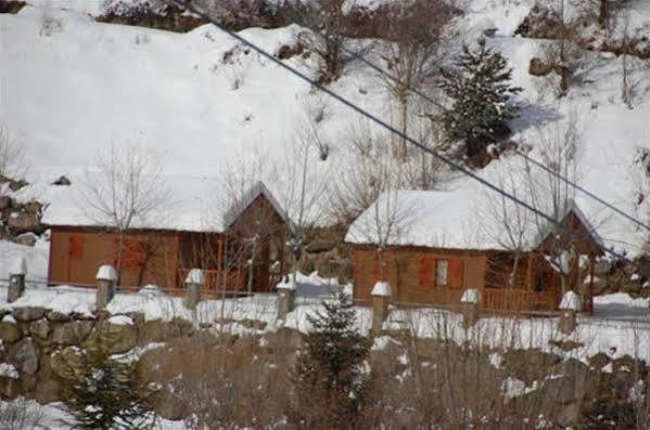 Camping La Torre Hotel Espot Exterior photo